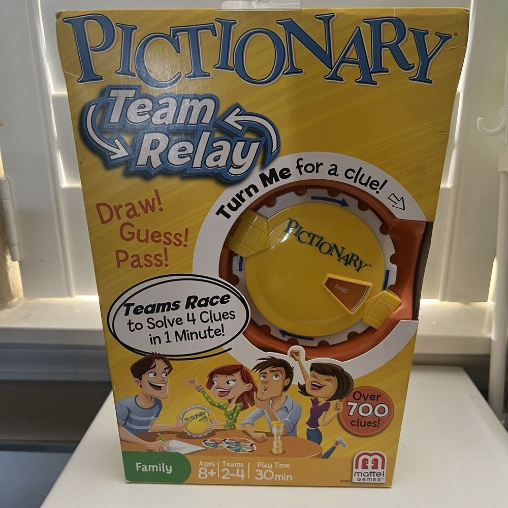 Pictionary Team Relay Game CVF57 Mattel Family Draw Guess Pass 8+ NEW